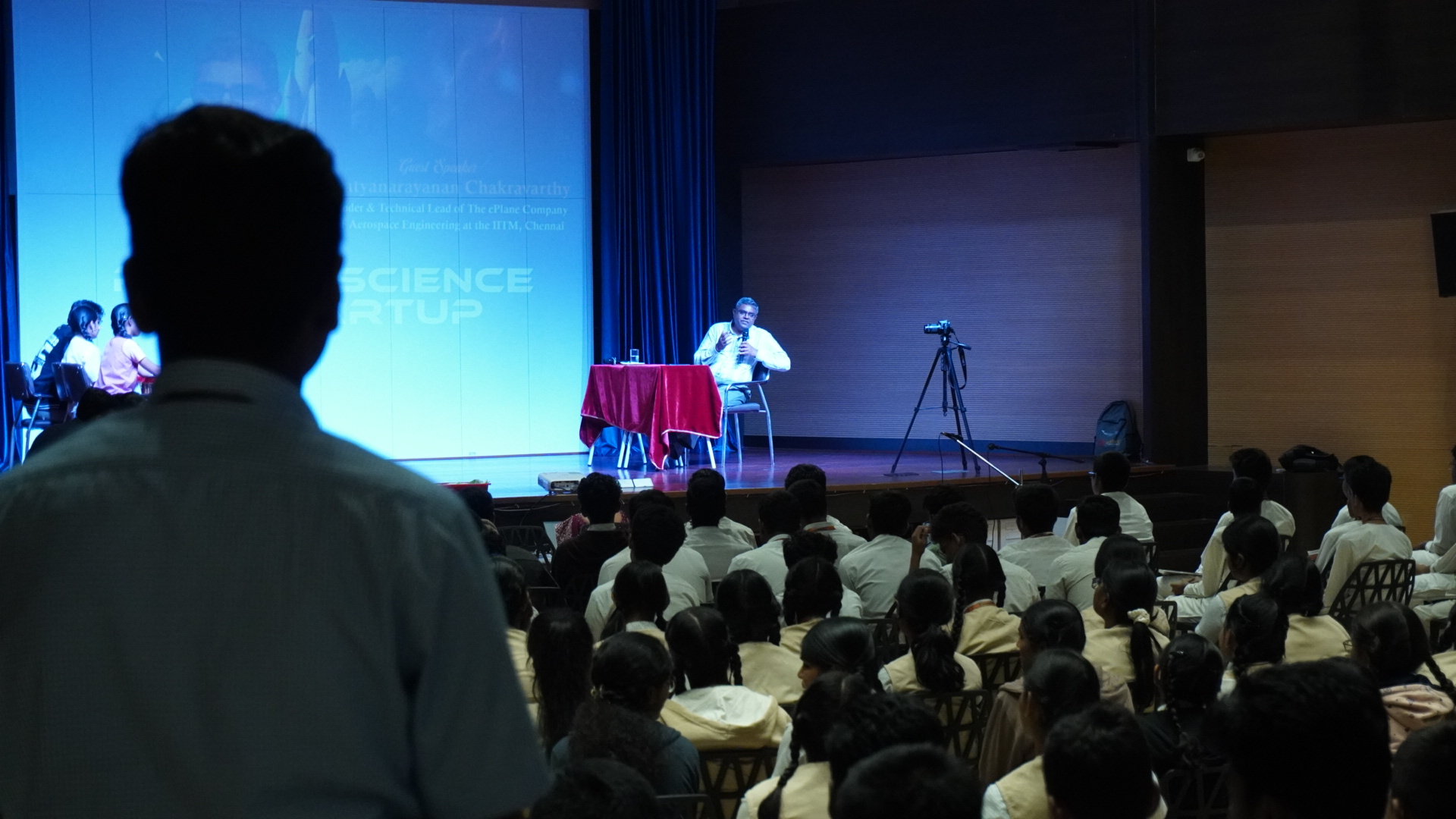 SummitX Masterclass session moment 1 at a partner school